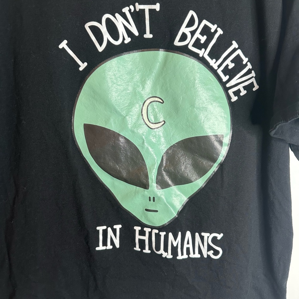 Alien Graphic T-Shirt - Black and Green - Picture 2 of 4